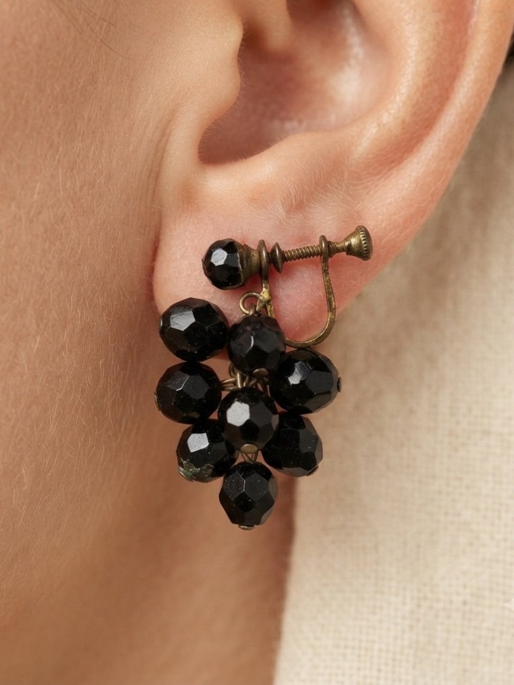 Vintage MCM Black Lucite Bead Cluster Screw Back Earrings + Bonus Collar Clip
